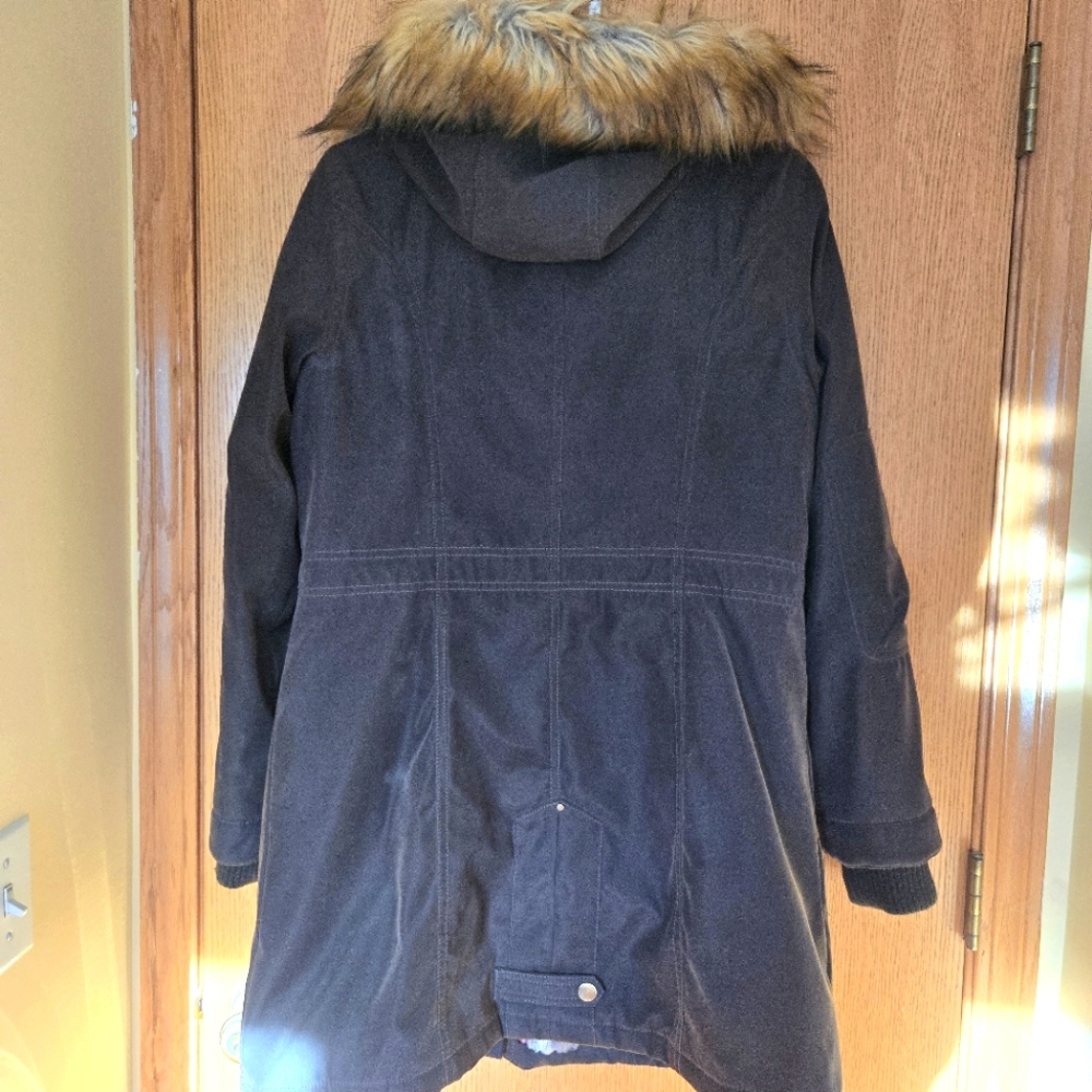 Winter Parka - Picture 3 of 3